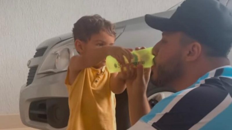 Vídeo: Murilo Huff mostra momento de brincadeira com o filho Léo