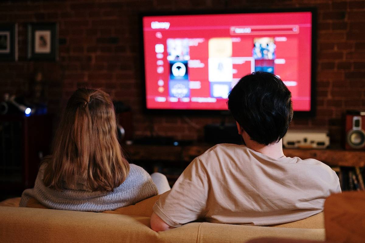 4 Maneiras de organizar uma noite de cinema em casa